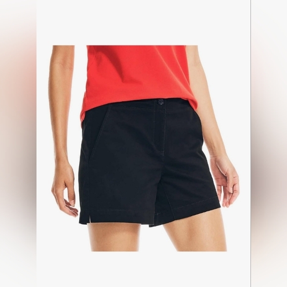 Nautica Womens Mid-Rise Cotton Shorts, Summer Black Inseam 5Size 6 Waist 15 - Picture 2 of 5